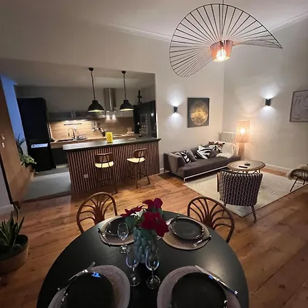 N 36 Signature * Pau