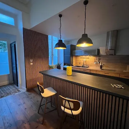 N 36 Signature * Pau