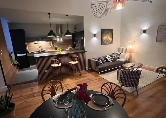 N 36 Signature * Pau